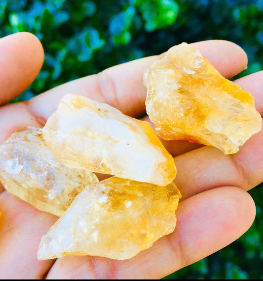 Raw Citrine (Medium)